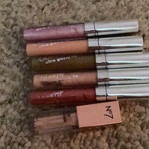 Color pop bundle used condition some full domes not see pics❤️